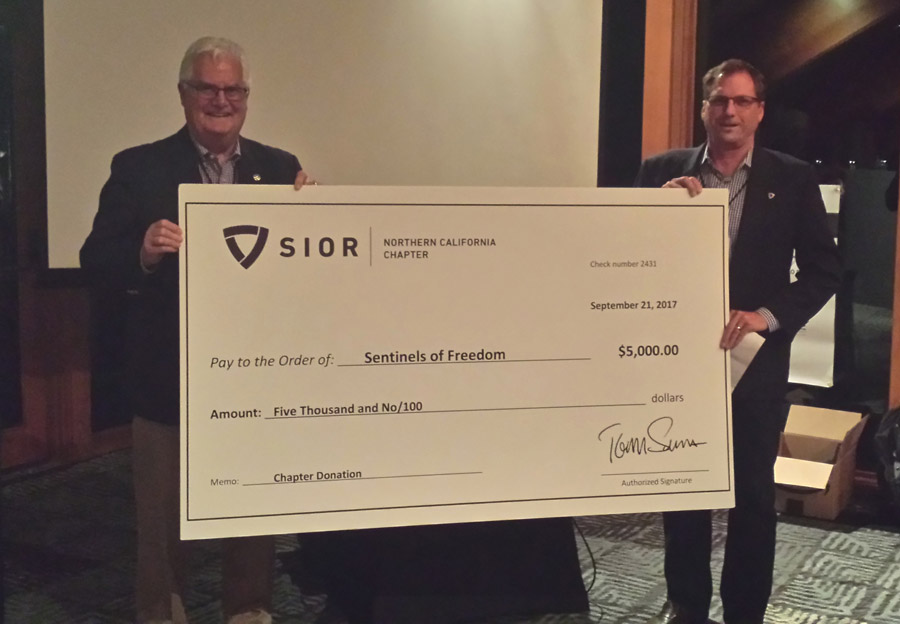 SIOR Fall Dinner Includes Donation to Veterans Group